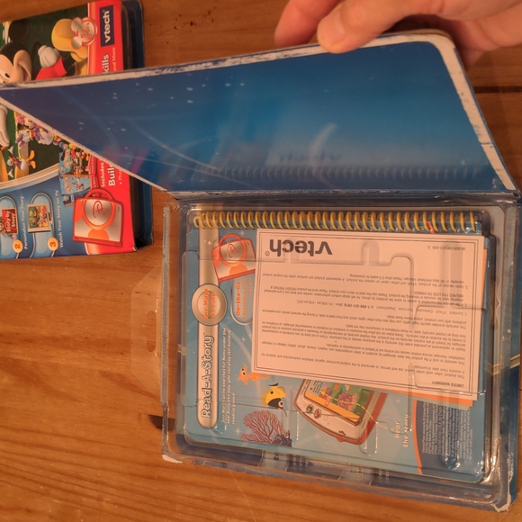 New in Box 2Set  VTech Disney Create-A-Story Packs, "Finding Nemo/ MM Clubhouse" - Picture 3 of 5